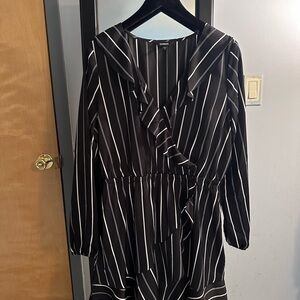 Express Black and White Long Sleeve Dress